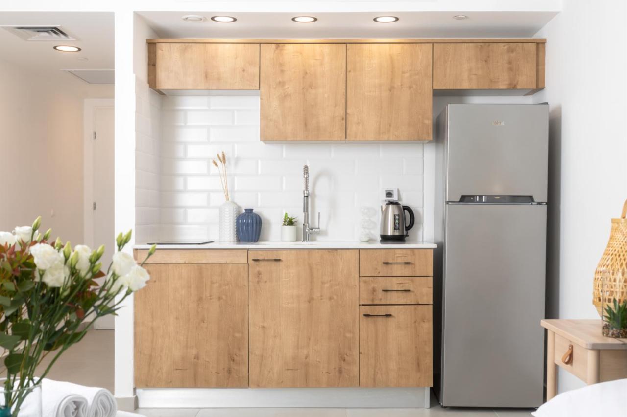 Apartment דירת סטודיו מודרנית מול החוף By Edom *